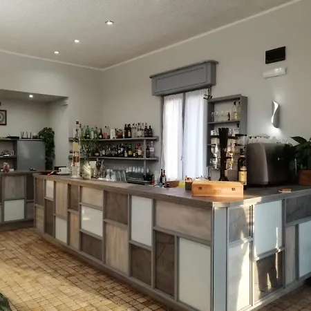 فندق Nasti Ristorante 3*